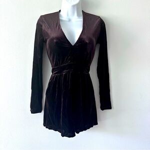 Elegant Brown Velevt Long Sleeve Romper S